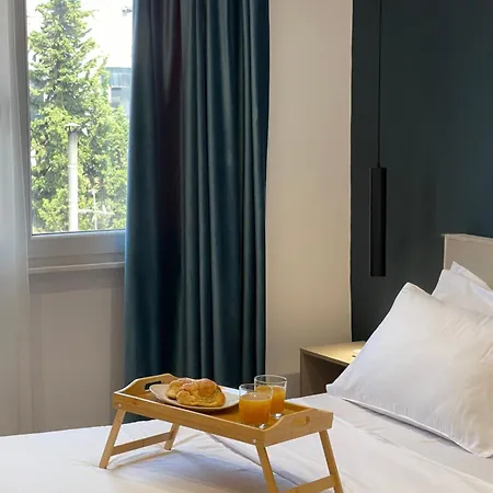 Modern Apartamento Tirana